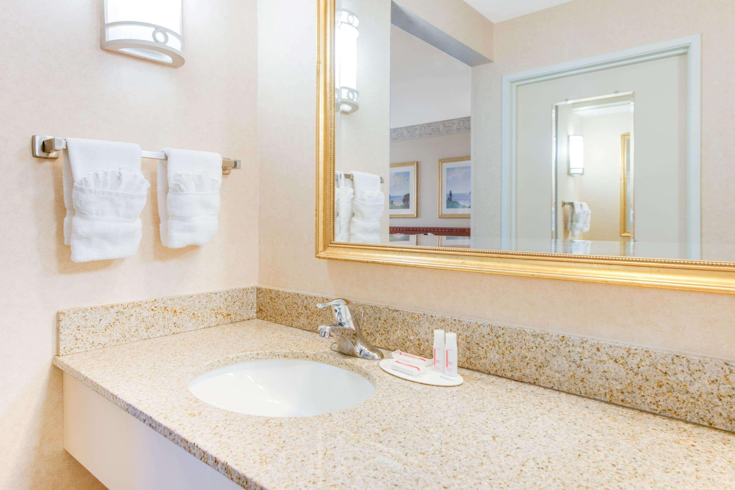 Baymont By Wyndham Ft. Leonard/Saint Robert Hotel Luaran gambar