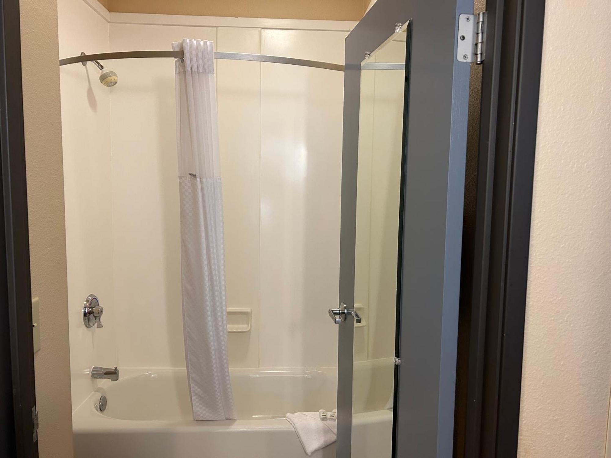 Baymont By Wyndham Ft. Leonard/Saint Robert Hotel Luaran gambar